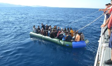 Türkiye Sahillerinde Göçmen Dramı: Yunanistan’ın Reddettiği Onlarca Kaçak Kurtarıldı!