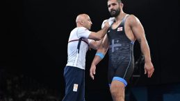 Gürcü güreşçi Geno Petriashvili, Paris Olimpiyatları’nda Altın Madalya Kazandı!