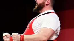 Gürcü halterci Lasha Talakhadze Paris’te Üçüncü Olimpiyat Altınını Kazandı!