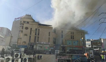 Tiflis Gldani’deki AVM yangını kontrol altına alındı, yaralı yok!