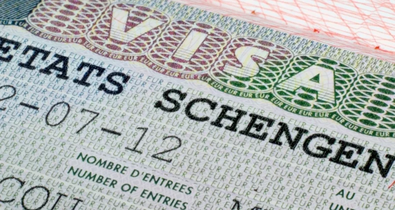 AB Ülkelerinden Rus Diplomatlara Schengen Bölgesinde Kısıtlama Adımı