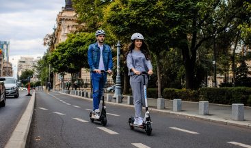 Tiflis’te Elektrikli Scooter Kiralama: Hizmetler ve Fiyatlar